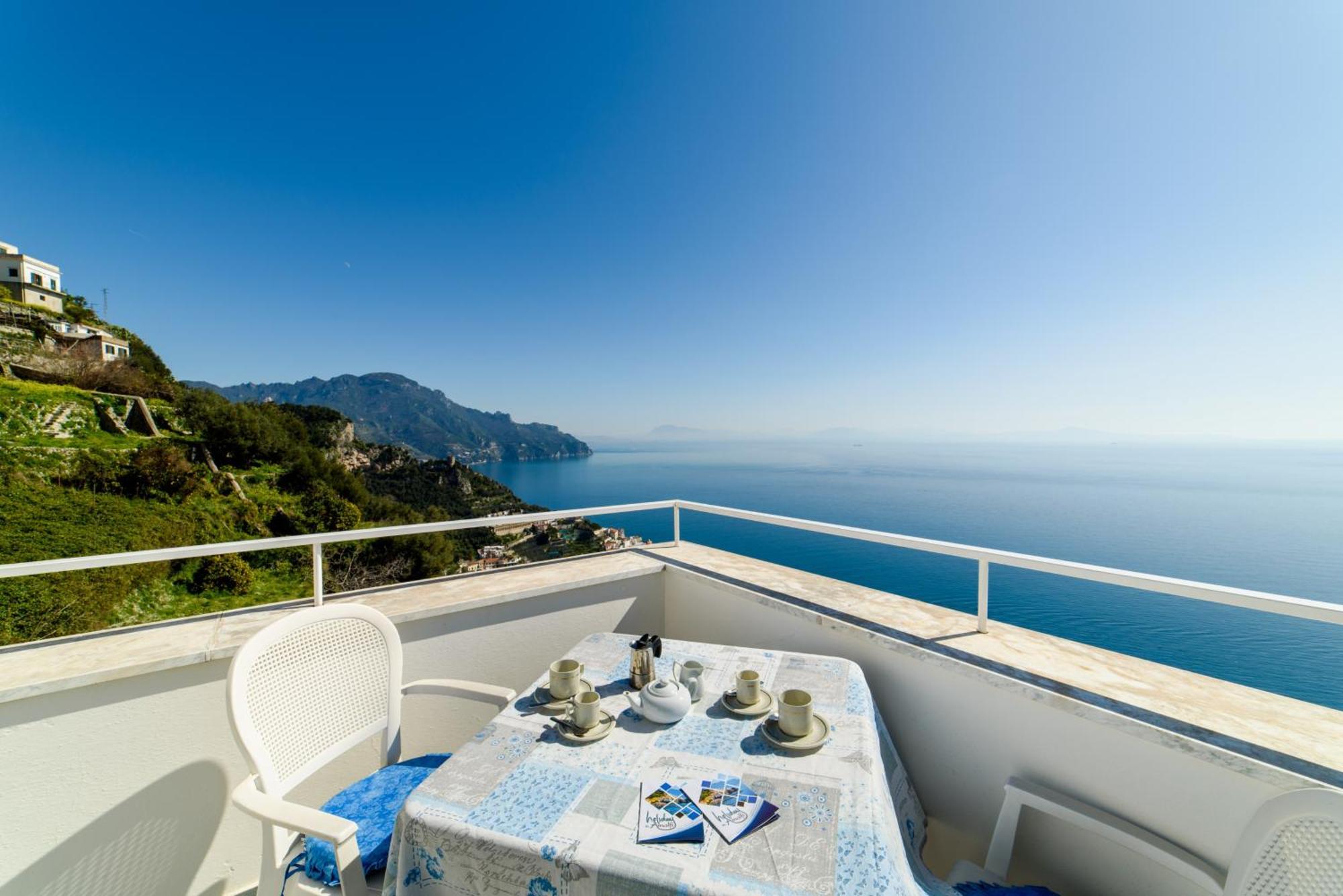 Casa Vacanze La Rosa Del Mare 阿马尔菲 外观 照片